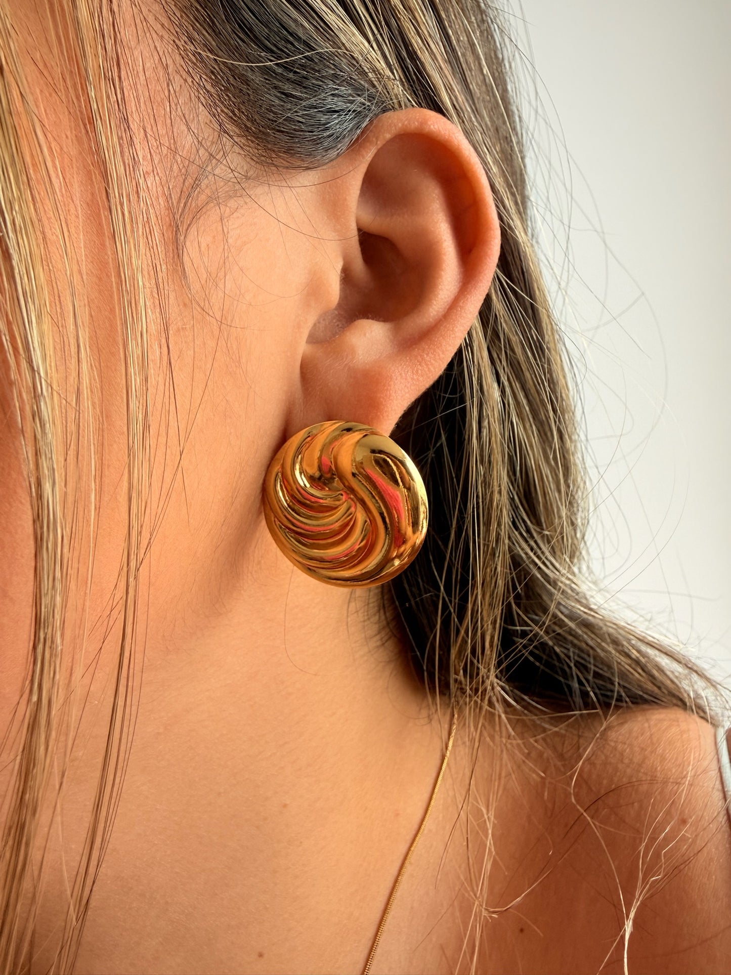 Aretes remolino