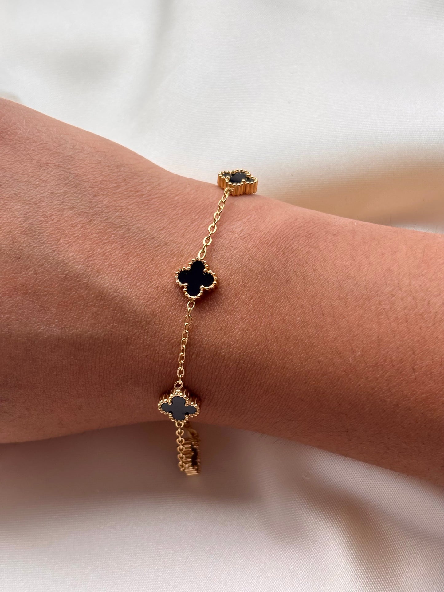 Pulsera VCA mini negra