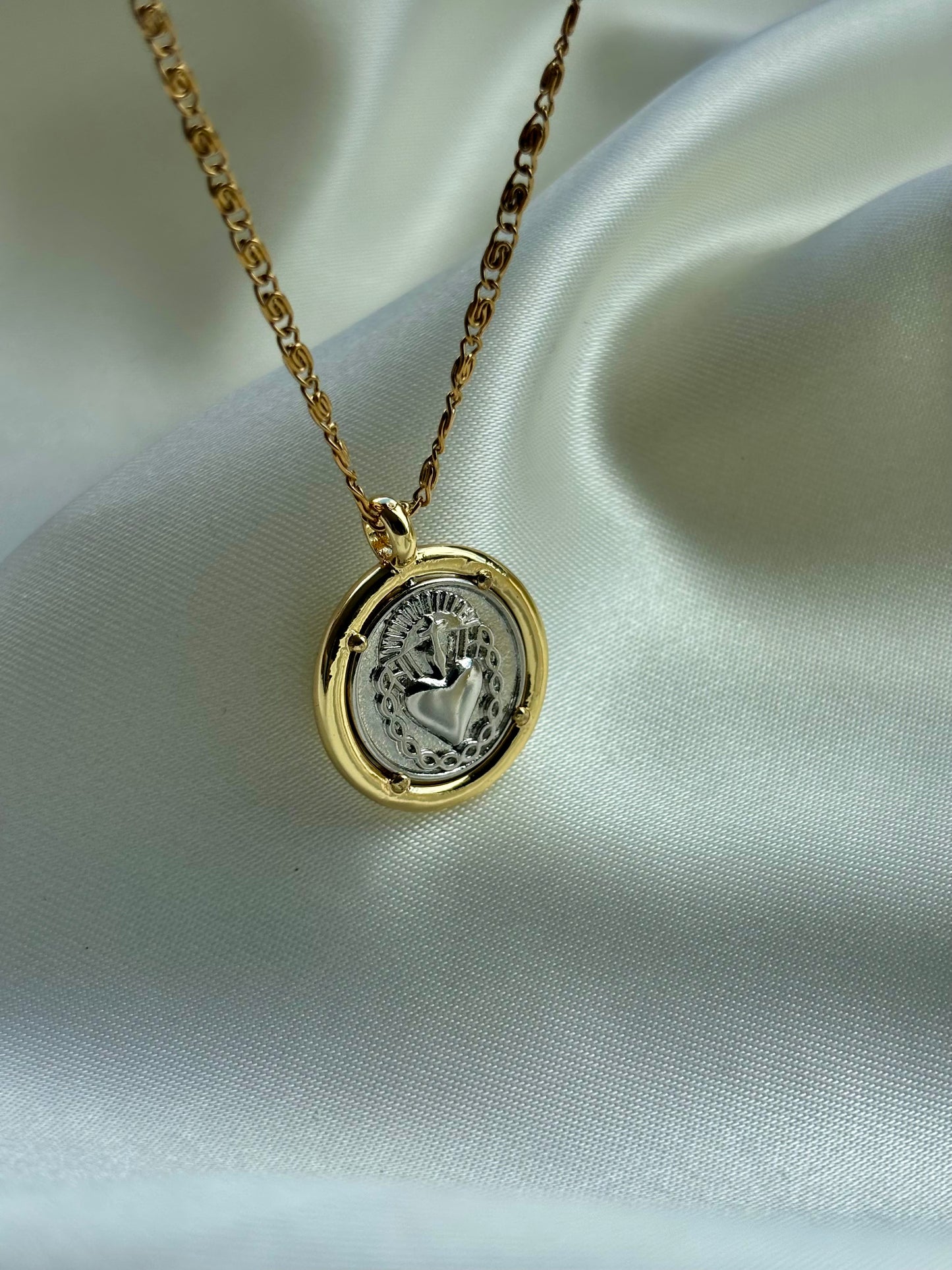 Cadena SAGRADO CORAZÓN