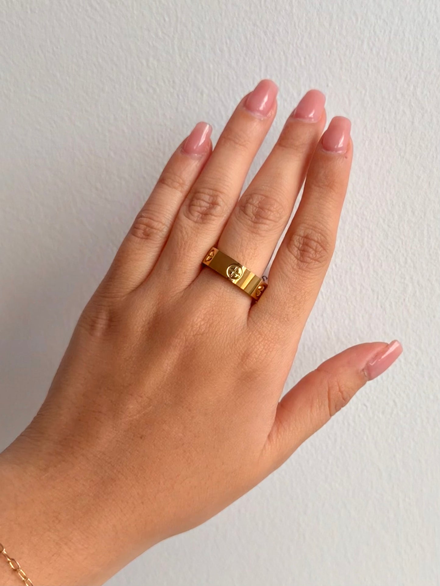 Anillo  Cartier love clásico