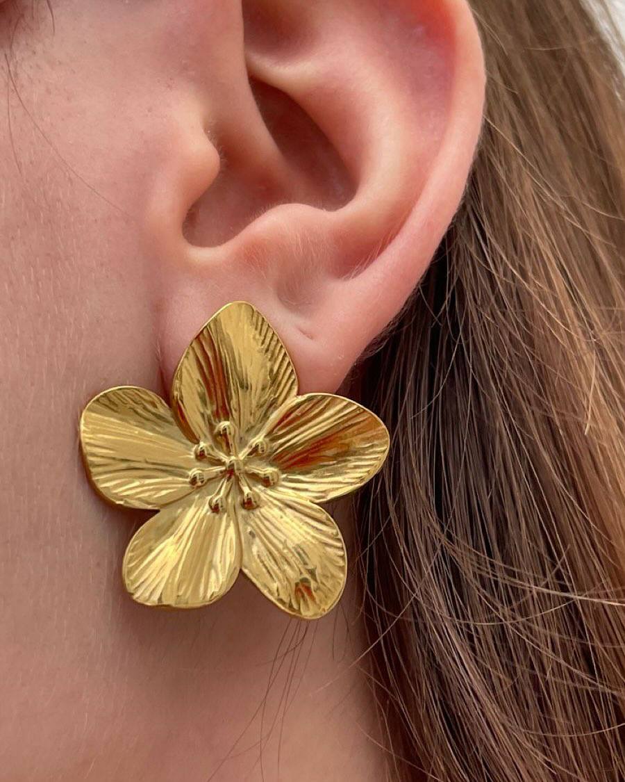 Aretes florecer