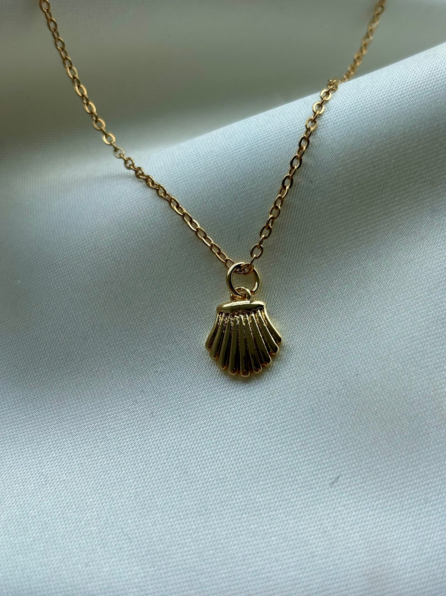 Cadena SUMMER LOVING