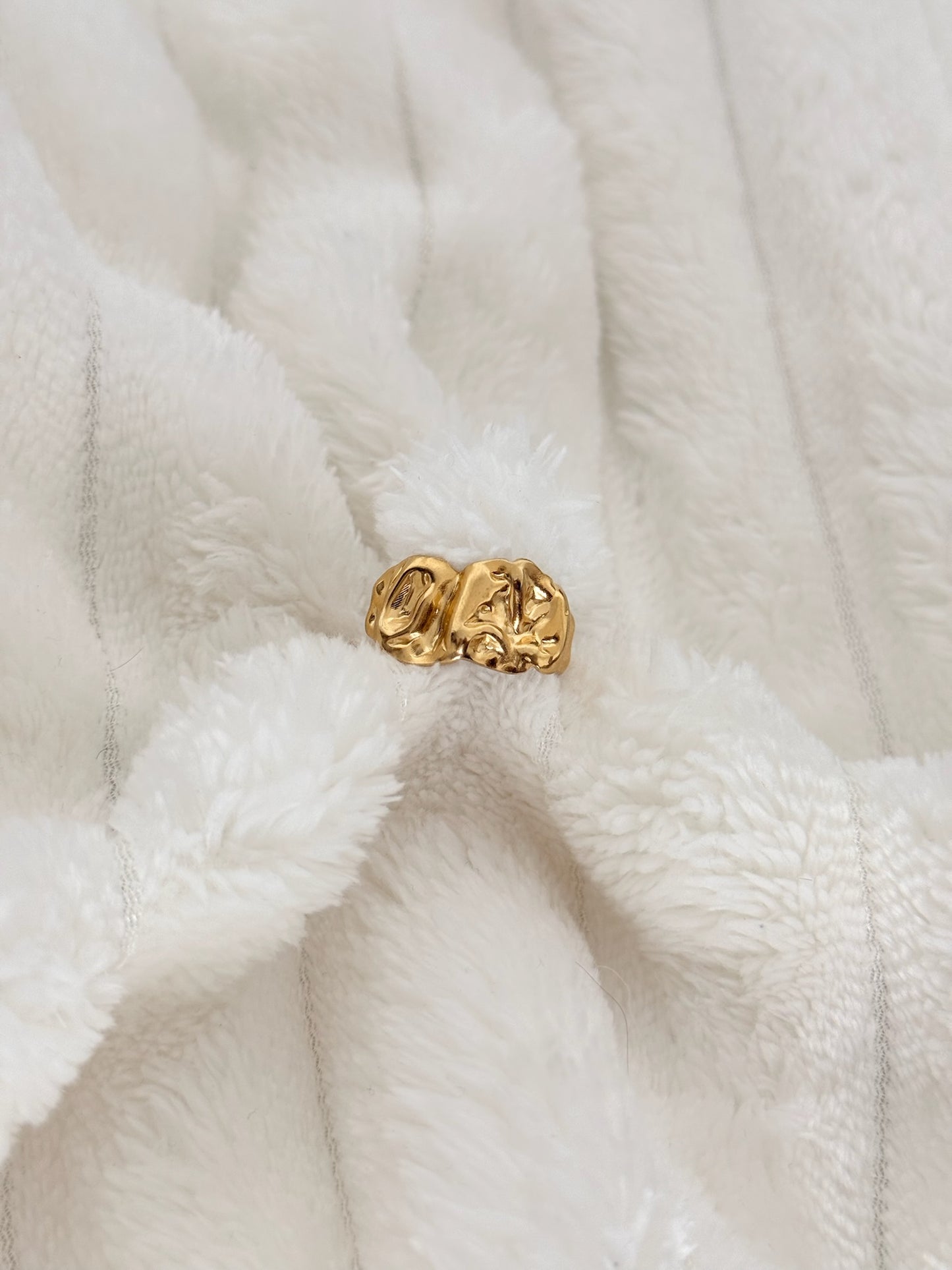 Anillo irregular