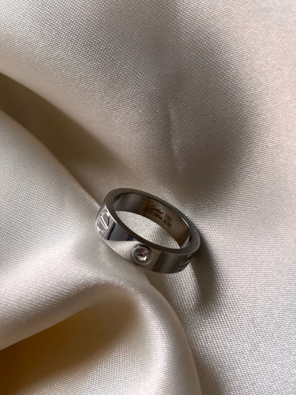 Anillo love Cartier zr plateado