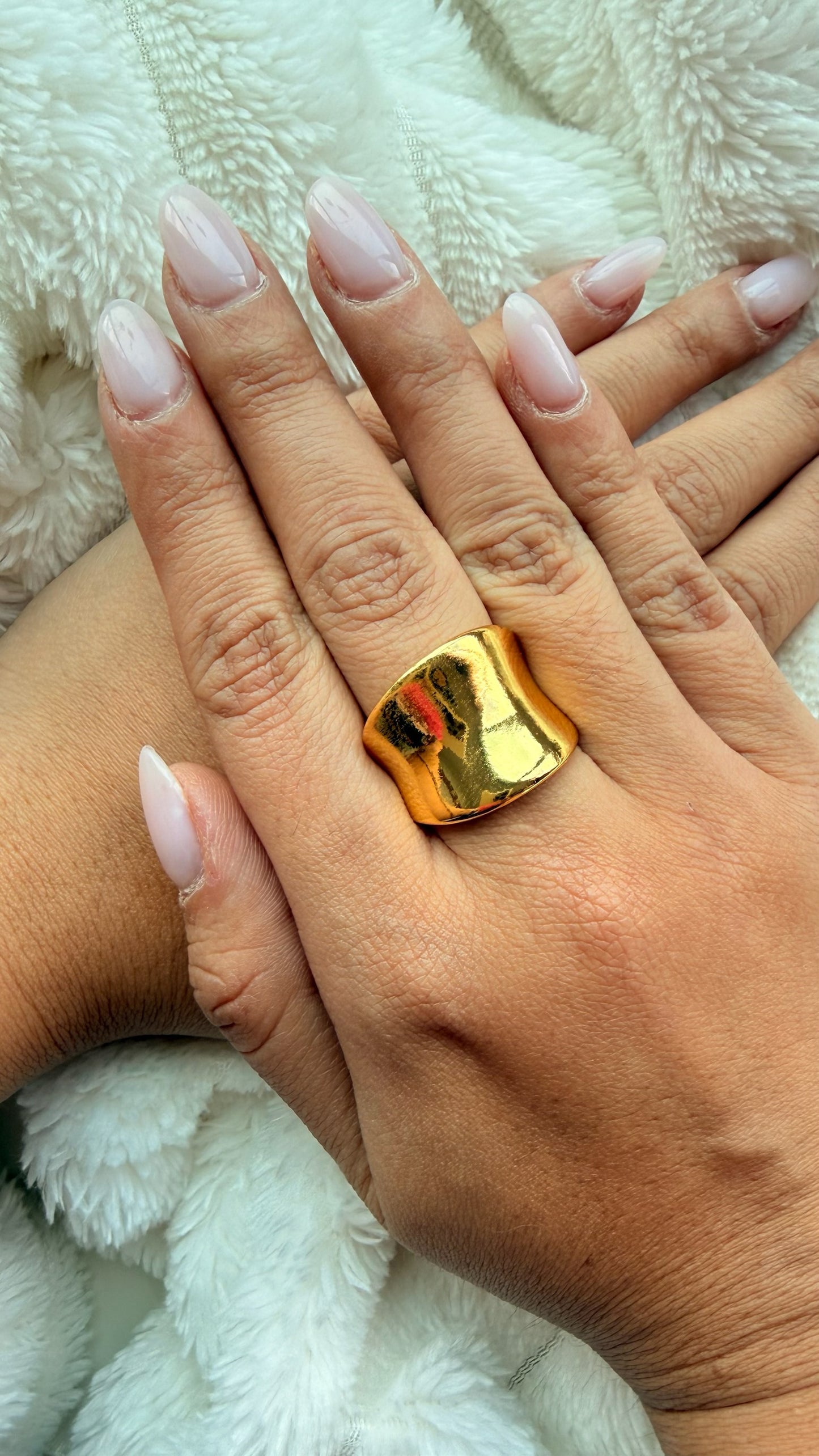 Anillo Imelda