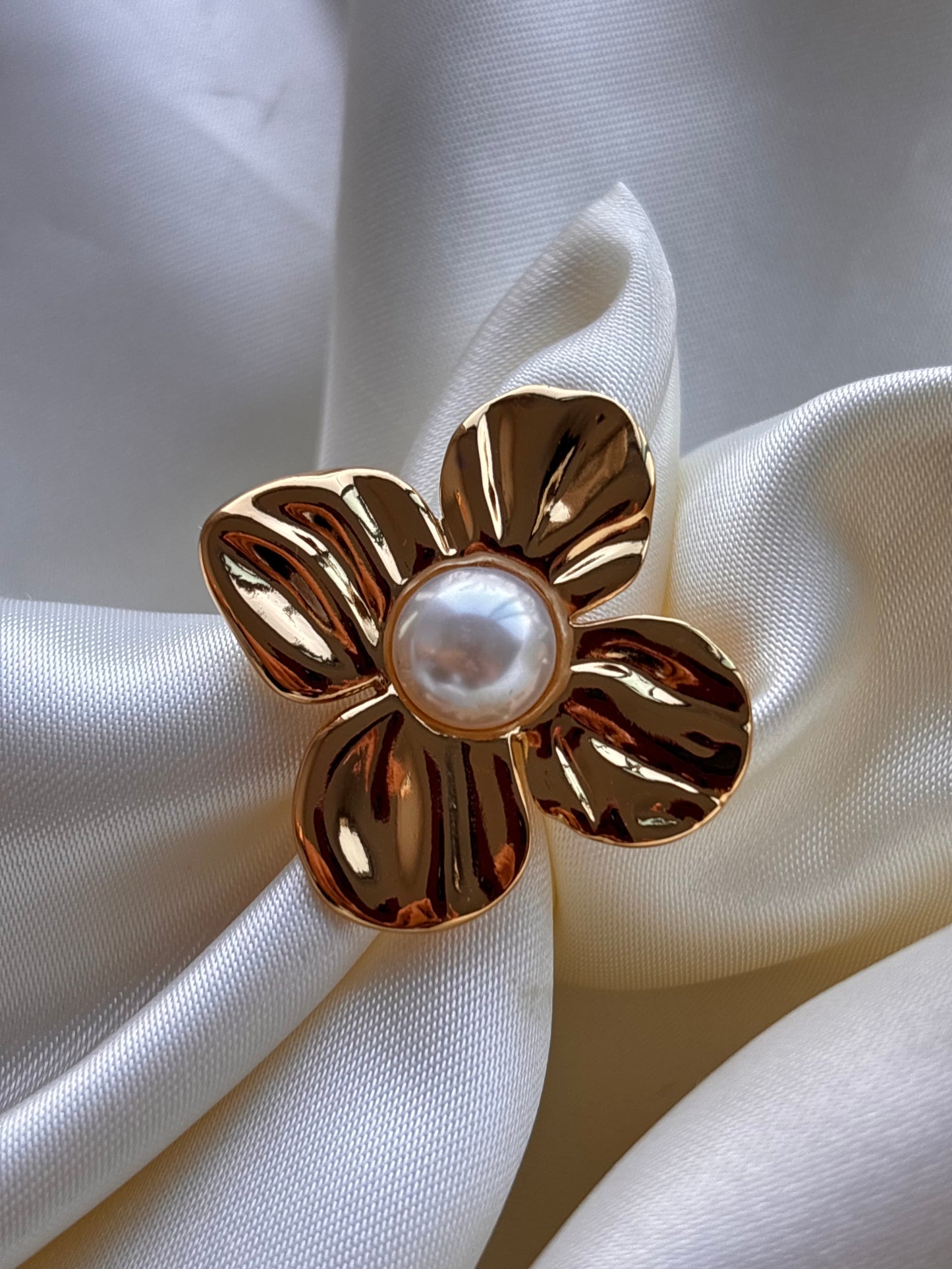 Anillo Flor perlado