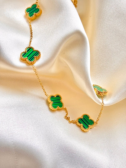 Cadena varios dijes VCA VERDE