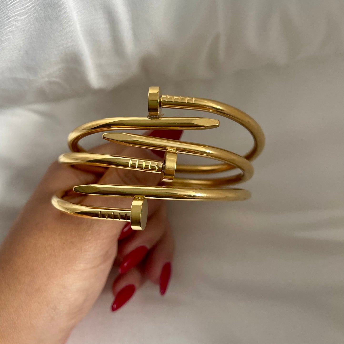 Pulsera Clavo Dorado