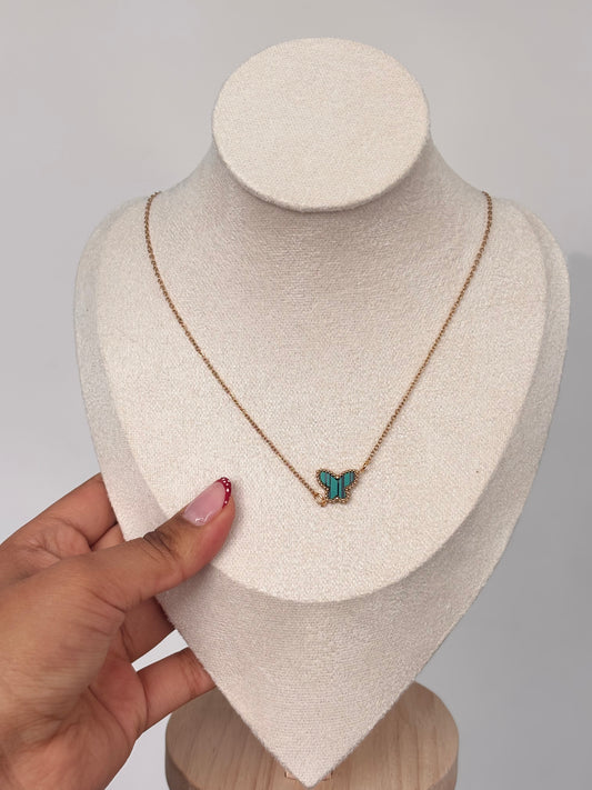 Cadena VCA mariposa verde