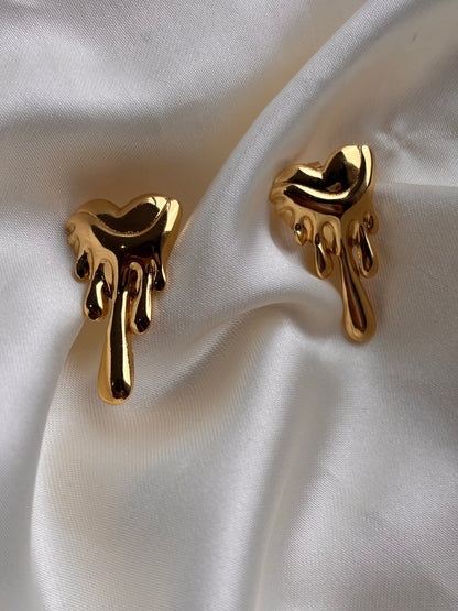 Aretes corazón gota