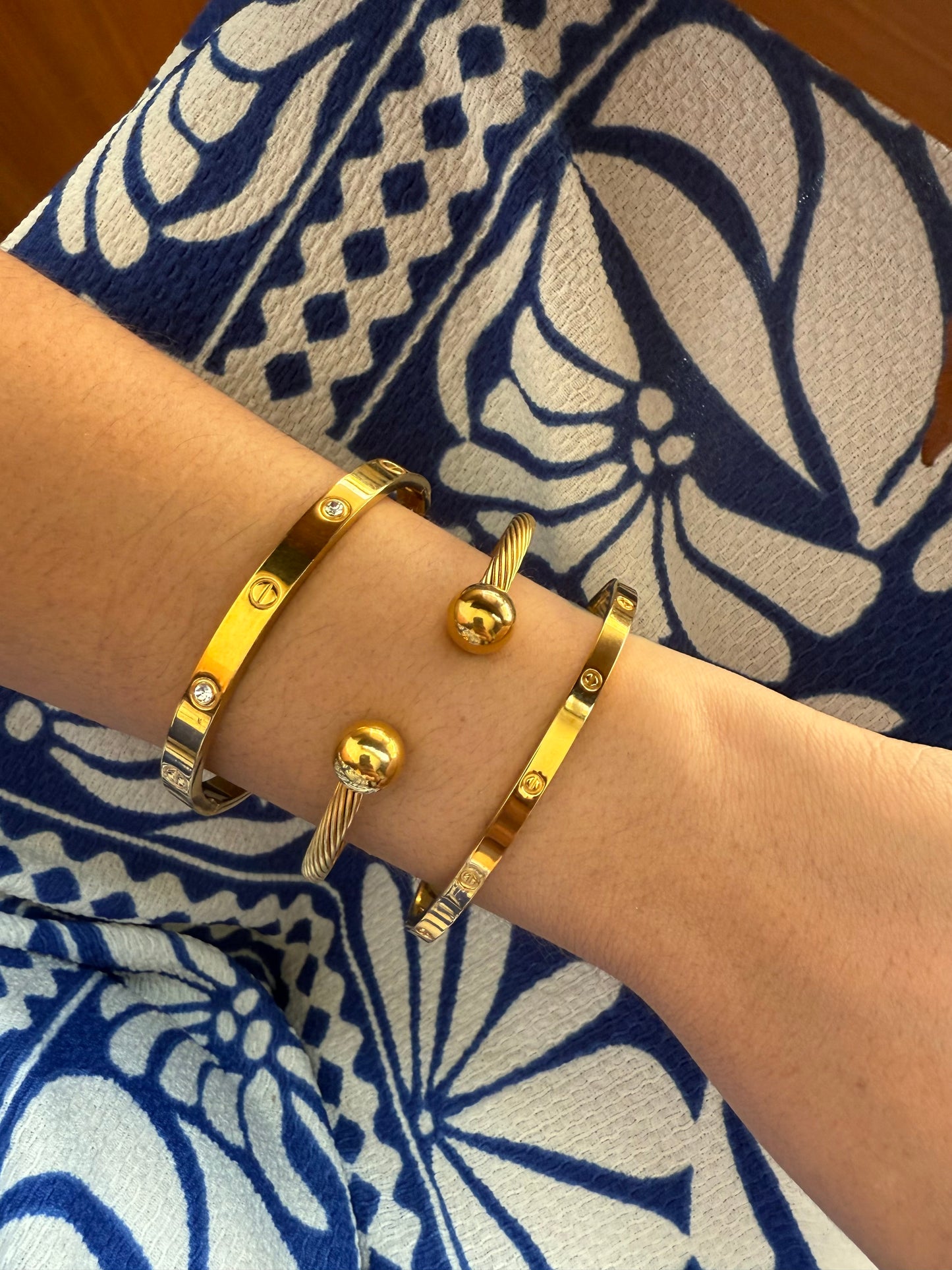 Cartier love delgada