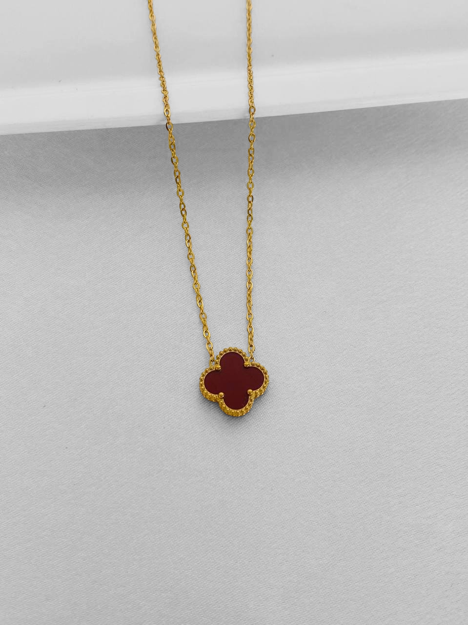 Cadena flor  Roja