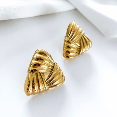 Aretes T